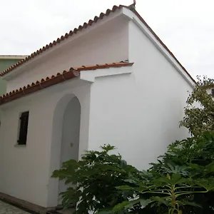 https://lorena-apartments-with-bbc-grill-in-pula.pula-hotels.org
